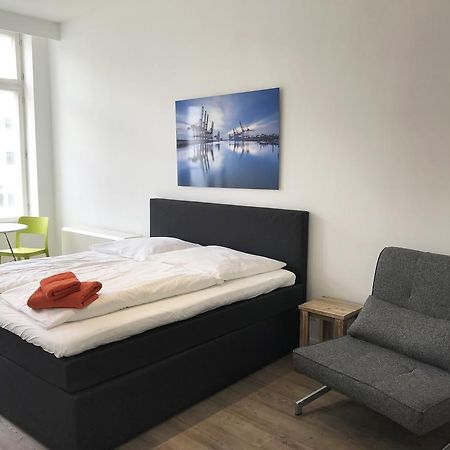 Gaestezimmer An Der Elbphilharmonie Contactless Check In Apartment Hamburg Exterior photo
