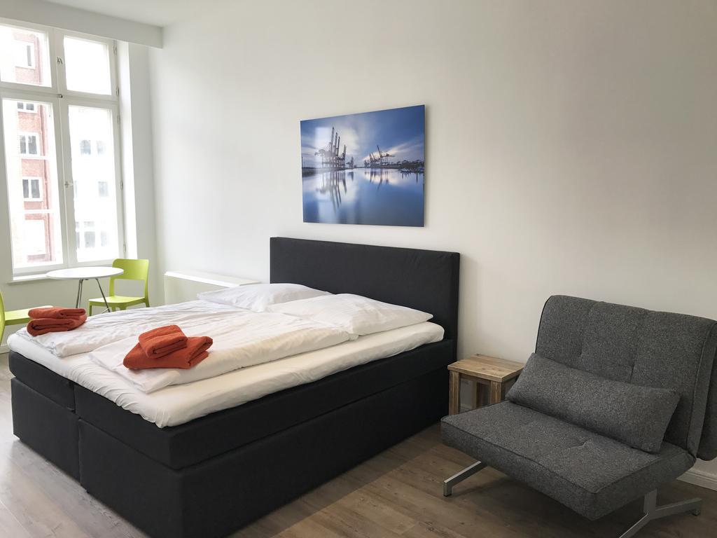 Gaestezimmer An Der Elbphilharmonie Contactless Check In Apartment Hamburg Exterior photo