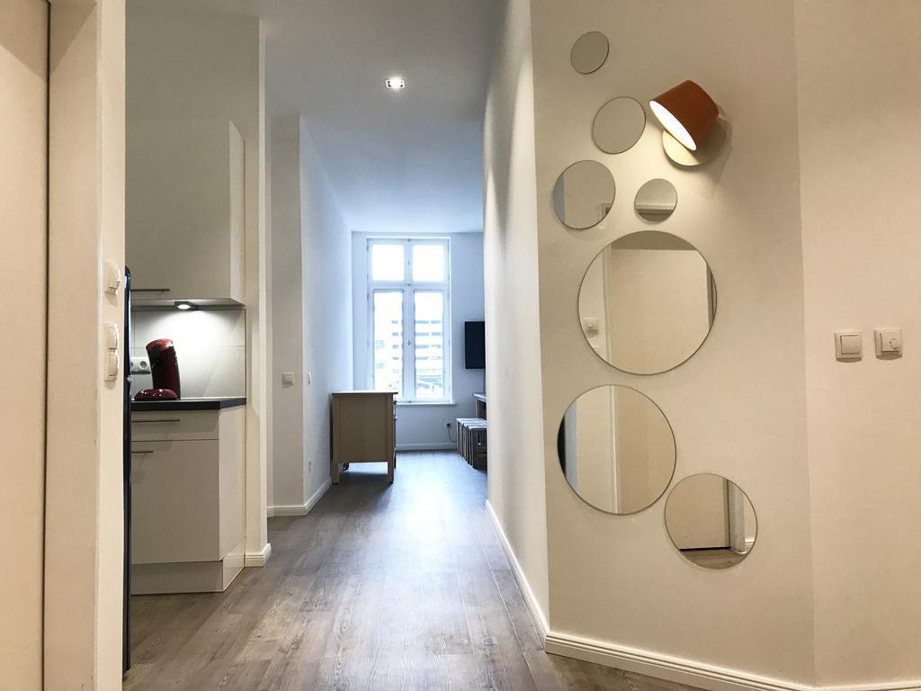 Gaestezimmer An Der Elbphilharmonie Contactless Check In Apartment Hamburg Exterior photo